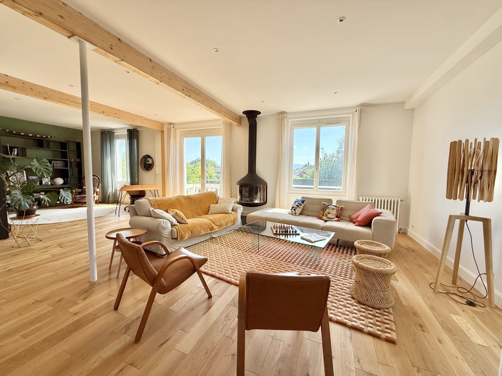 Maison de 244m2 à Guilherand-Granges